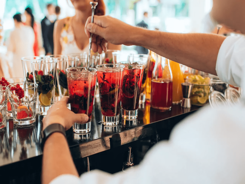 How to Keep Guests Hydrated at Your Wedding